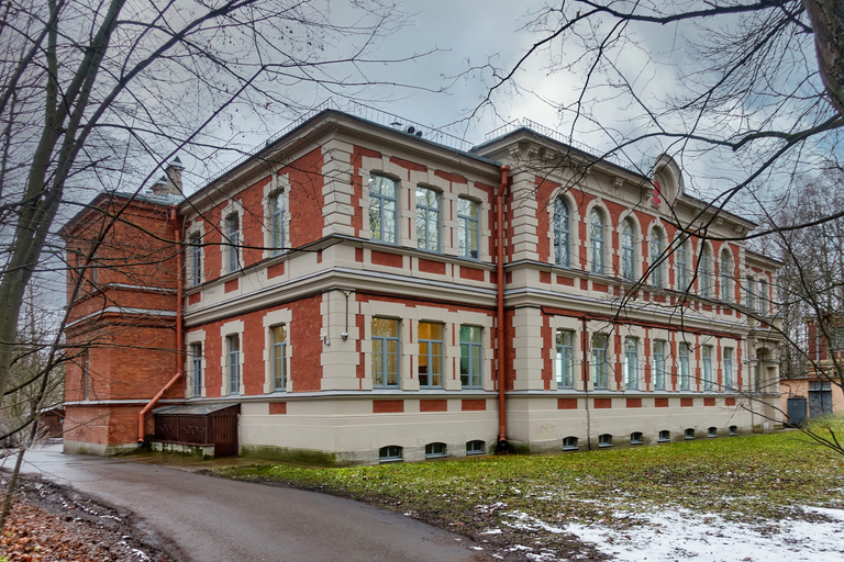 Демидово-Шелковская богадельня)